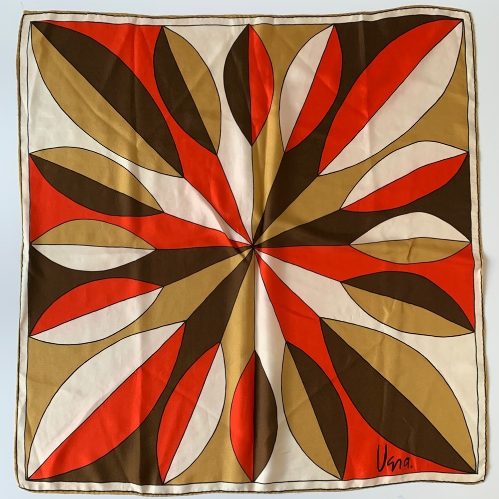 Vintage Vera Neumann scarf with autumn leaf
